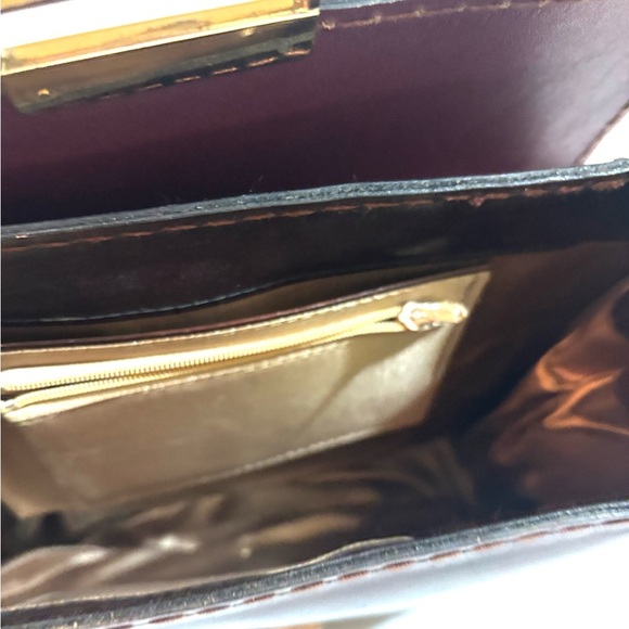 Vintage Elegant Brown distressed Leather Handbag - Picture 10 of 11